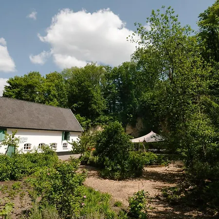 Vakantiehuisjes Theodorus En Josephine - Landgoed Heerdeberg- Maastricht 度假居