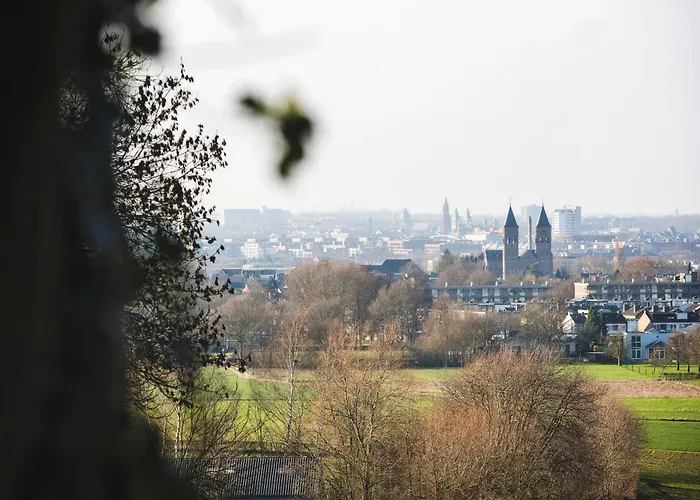 בית נופש Vakantiehuisjes Theodorus En Josephine - Landgoed Heerdeberg- Maastricht