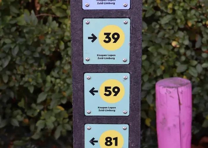 Vakantiehuisjes Theodorus En Josephine - Landgoed Heerdeberg- Maastricht בית נופש